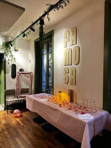 Restaurant pour organiser et fêter ses 20 ans avec number cake fait maison et décoration personnalisés à Lyon