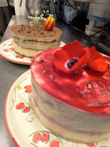 Restaurant pour anniversaire à Lyon: chez FAMOSA (Croix-Rousse), offrez-vous un gâteau 100% personnalisé