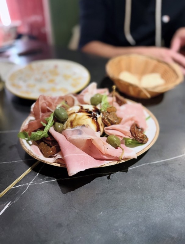 Restaurant à Lyon ouvert le dimanche midi et soir : spécialités italiennes et pizzeria